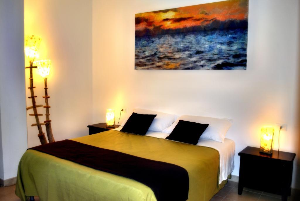 Il Rifugio Di Hazel Bed & Breakfast Сан Вито ло Капо Стая снимка